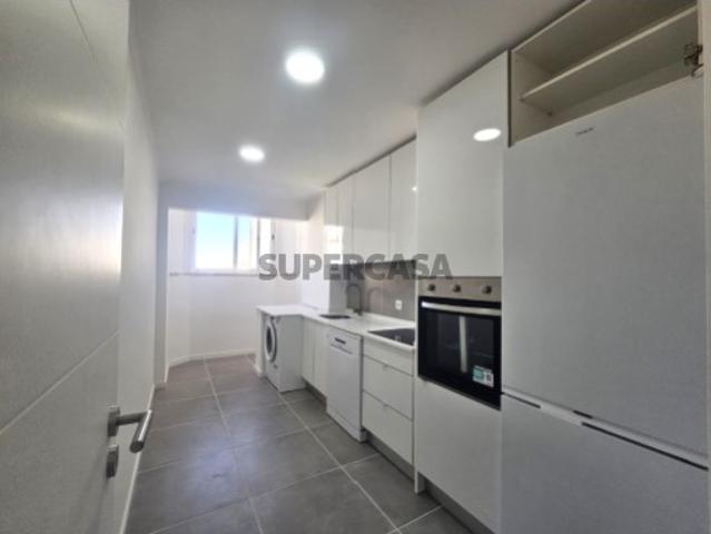 Casa venda em Damaia, Amadora
