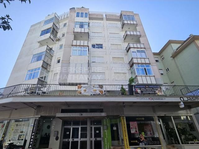Apartamento venda em Amadora, Lisboa