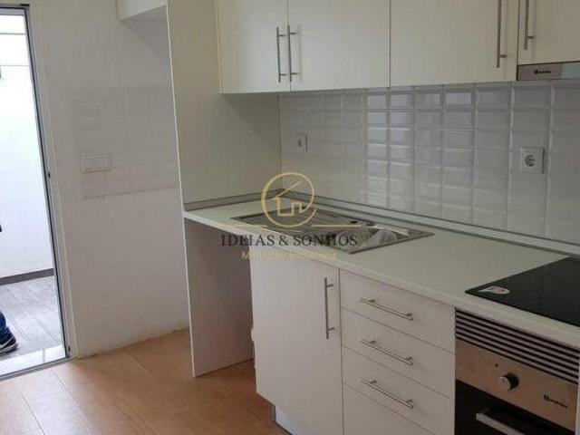 Apartamento alugar em Almada, Setúbal