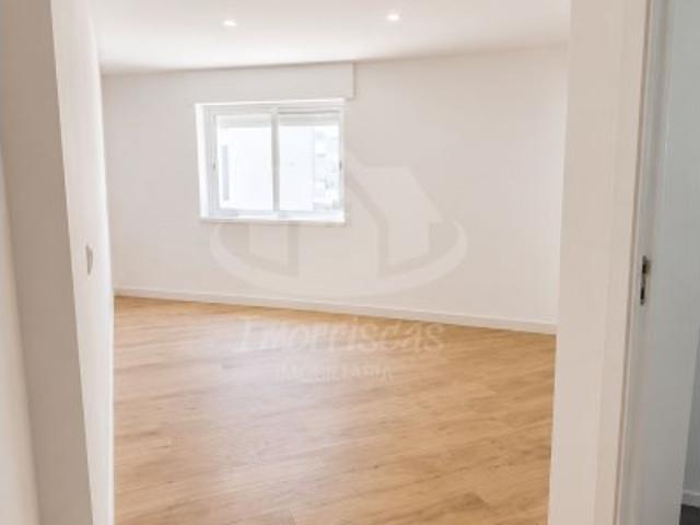 Apartamento venda em Damaia, Amadora