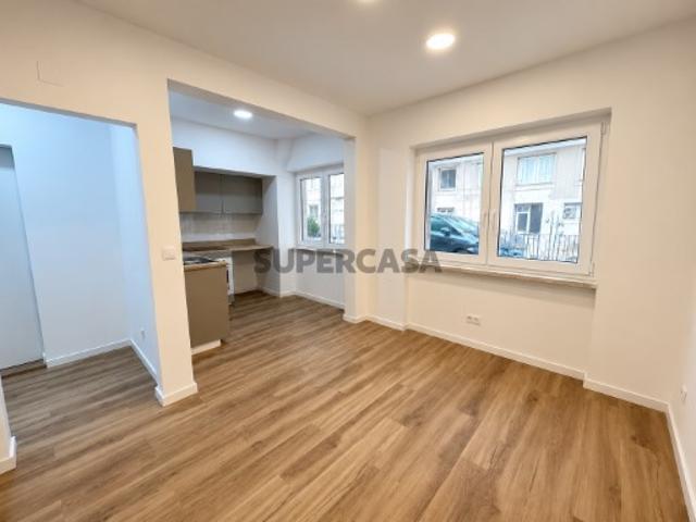 Casa venda em Santiago Dos Velhos, Lisboa