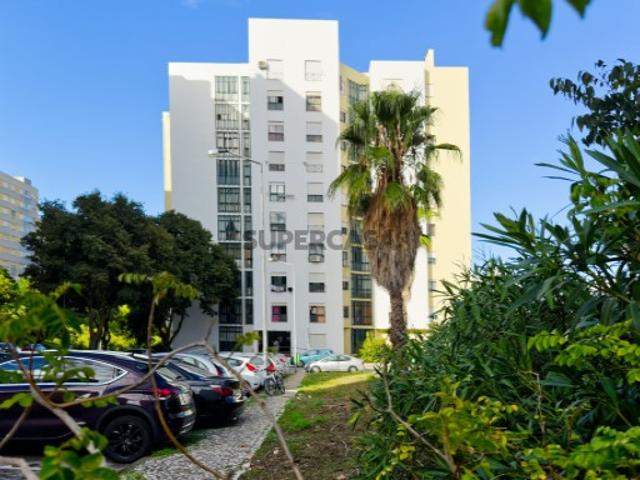 Casa venda em Ponte de Frielas, Santiago Dos Velhos