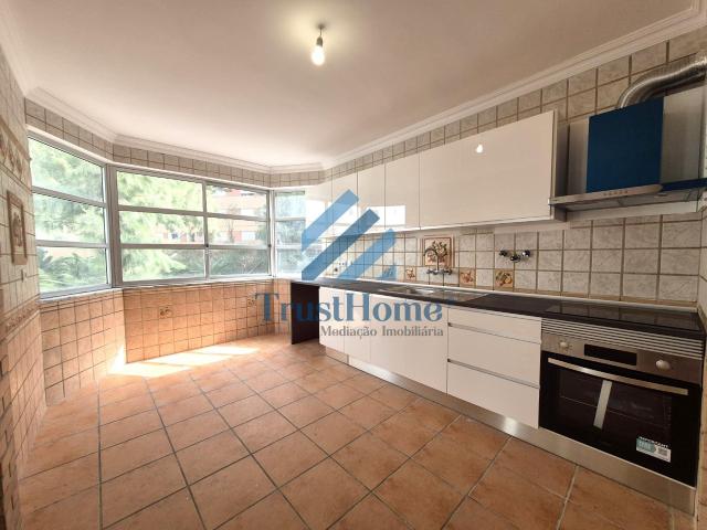 Apartamento venda em Tapada das Mercês, Sintra