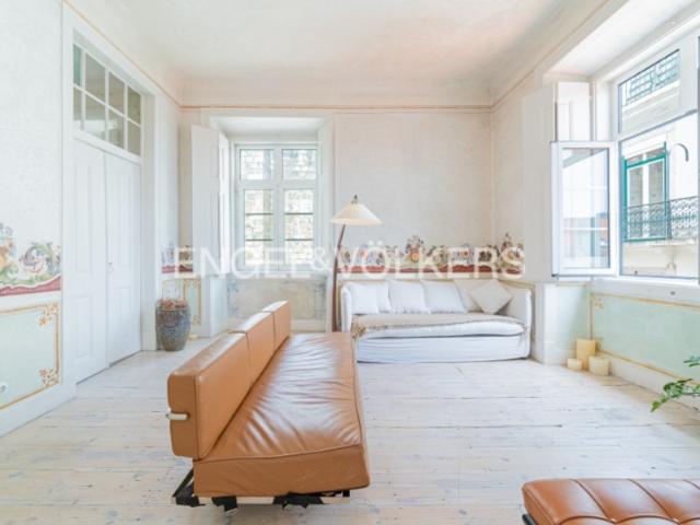 Apartamento venda em Santa Maria Maior, Lisboa