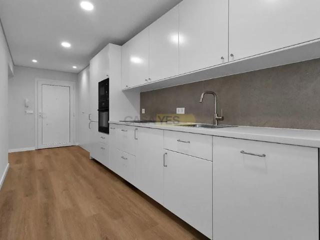 Apartamento alugar em Vila Nova De Gaia, Porto