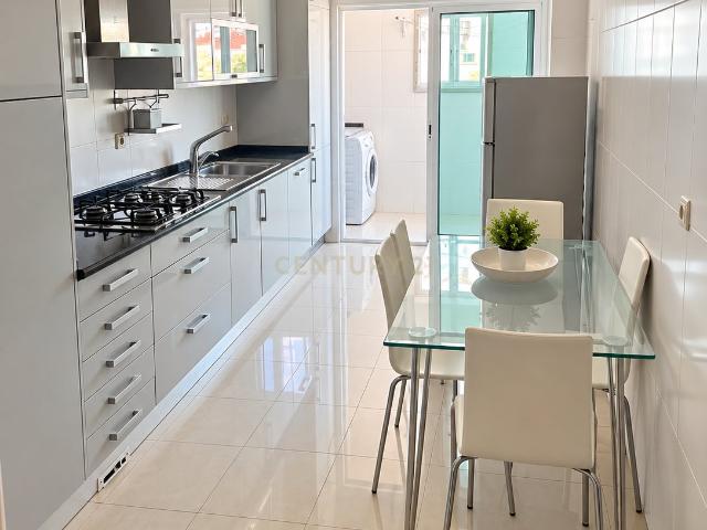 Apartamento venda em Alto da Cova da Moura, Amadora
