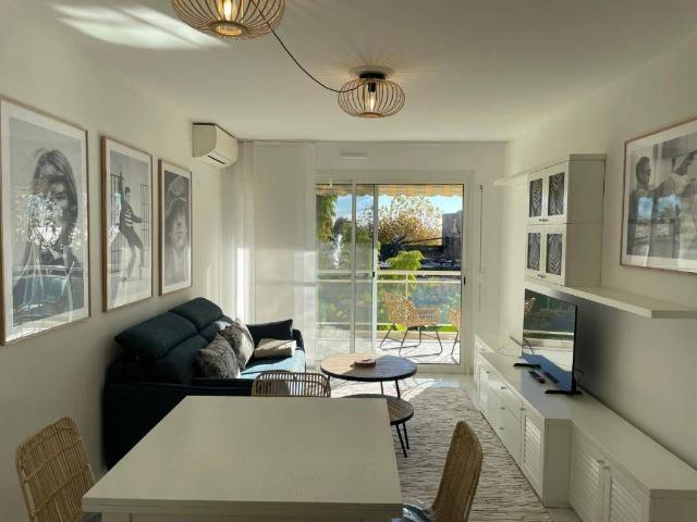 Appartement location à Saint-Laurent-du-Var, Alpes-Maritimes