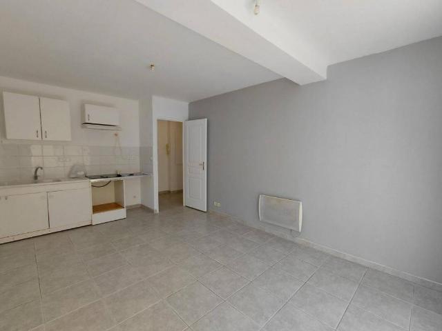Appartement location à Miramas-le-Vieux, Miramas