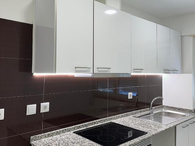 Apartamento alugar em São Francisco Xavier, Lisboa