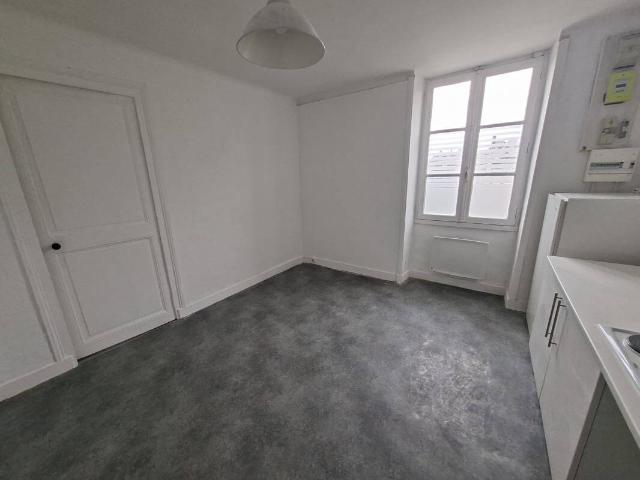 Studio location à Decré - Cathédrale, Nantes