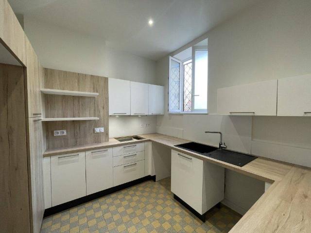 Appartement location à Le Perroux, Alix