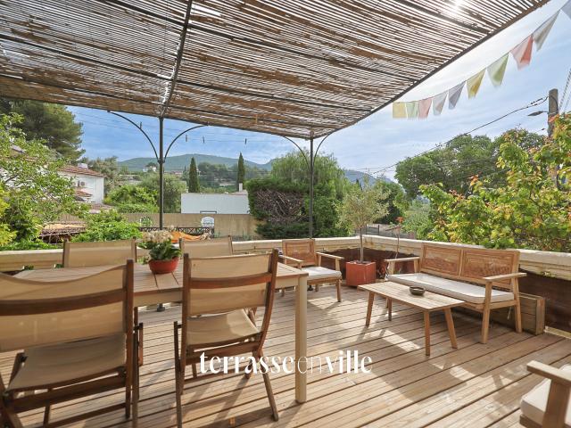Appartement vente à Arrondissement de Toulon, Le Revest-les-eaux