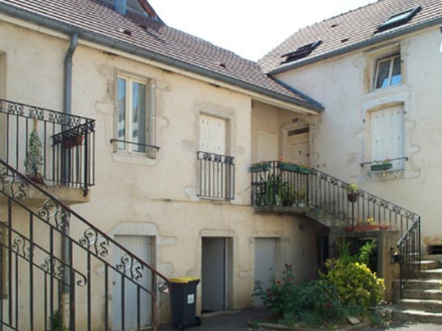 Appartement location à Beaune, Santenay