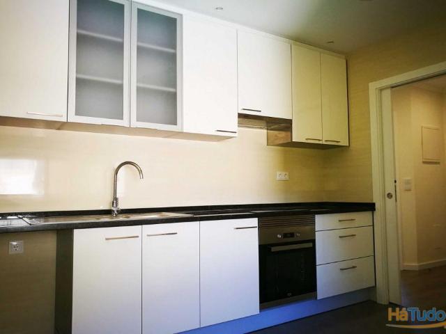 Apartamento venda em Amadora, Lisboa
