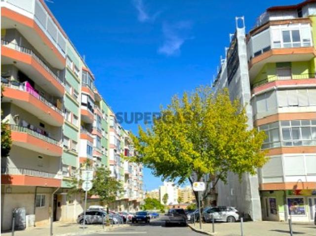 Casa venda em Falagueira, Amadora