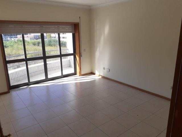 Apartamento alugar em Oliveira do Douro, Vila Nova De Gaia