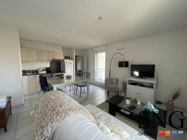 Appartement location à Centre Ville Rive Droite, Laval