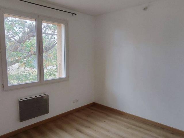 Appartement location à Lézignan-la-Cèbe, Hérault
