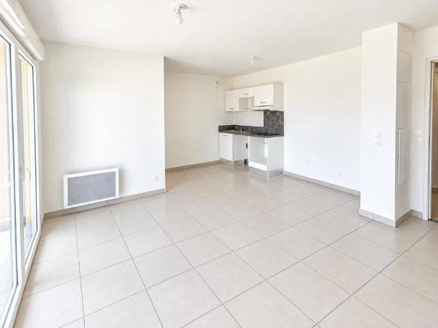 Appartement location à Zone industrielle, Châteaurenard