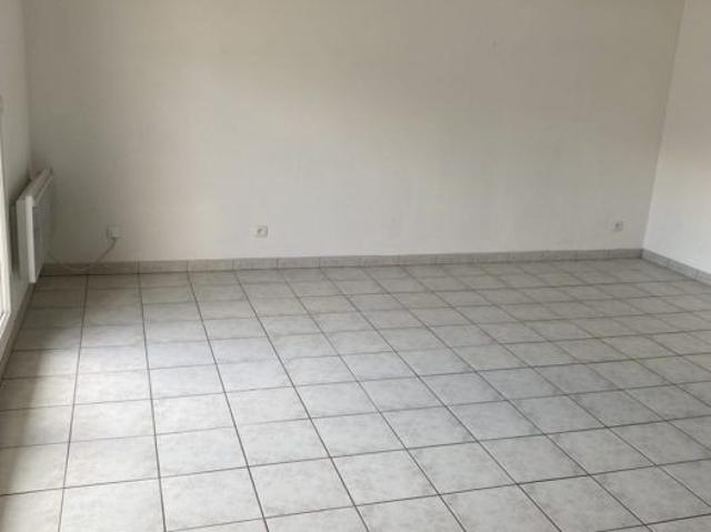 Appartement location à Saint-Quentin, Saint-quentin
