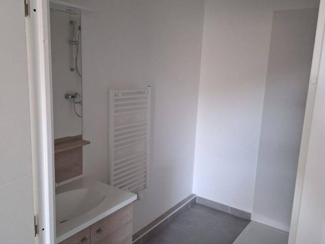 Appartement location à Zone industrielle, Châteaurenard