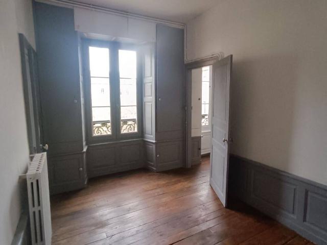 Studio location à Saint-Éloi, Rodez