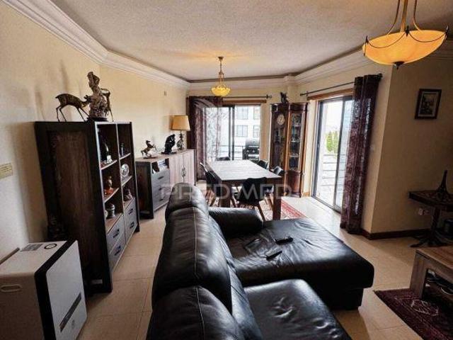Apartamento venda em Amadora, Lisboa