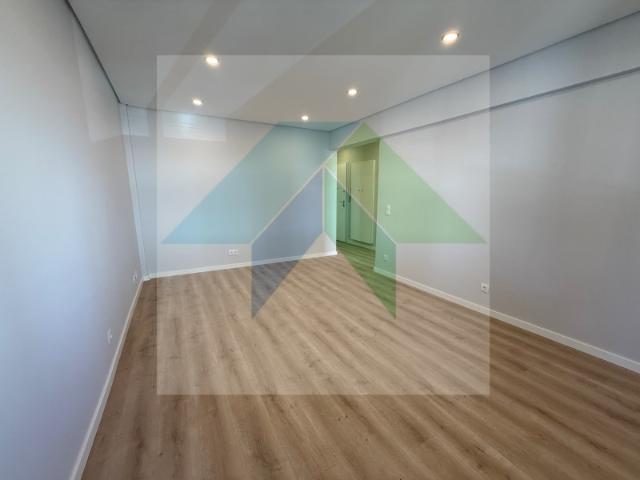 Apartamento venda em Buraca, Amadora