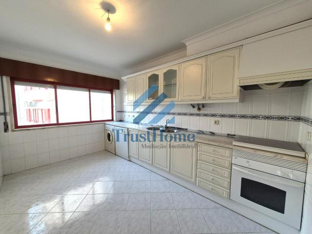 Apartamento venda em Casal da Cavaleira, Sintra