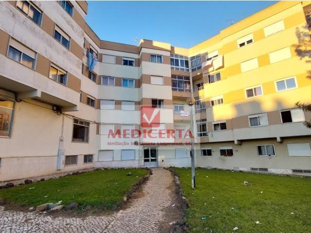 Apartamento venda em Rio de Mouro Velho, Sintra