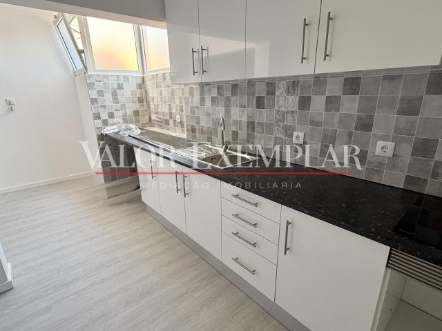 Apartamento alugar em Bairro dos Pescadores, Montijo