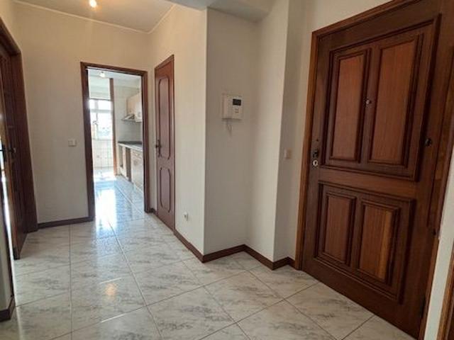 Apartamento alugar em Maia, Gueifães