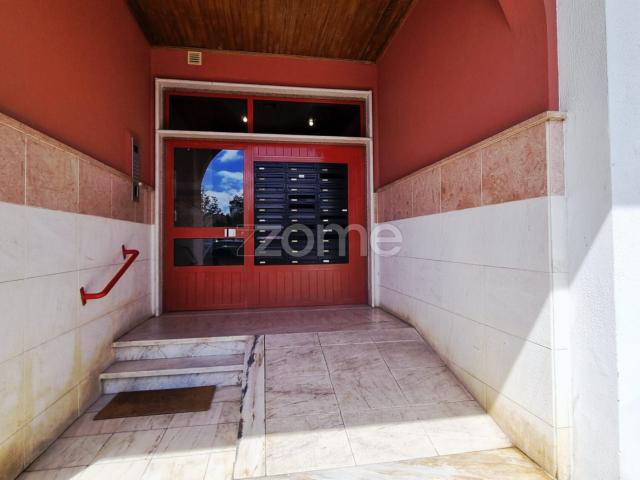 Apartamento venda em Mem Martins, Algueirão-Mem Martins