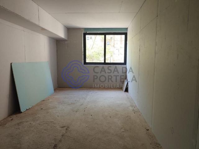 Apartamento venda em Alembrança, Almada