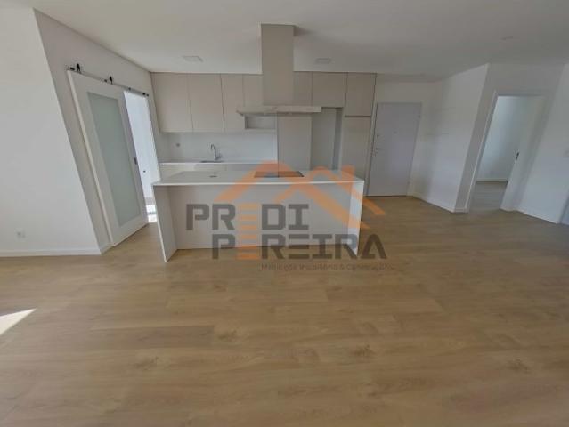 Apartamento venda em Catujal, Santiago Dos Velhos