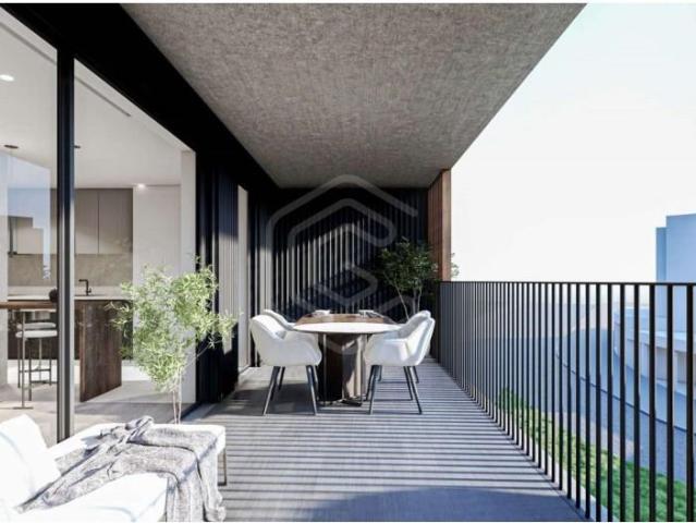 Apartamento venda em Oliveira do Douro, Vila Nova De Gaia