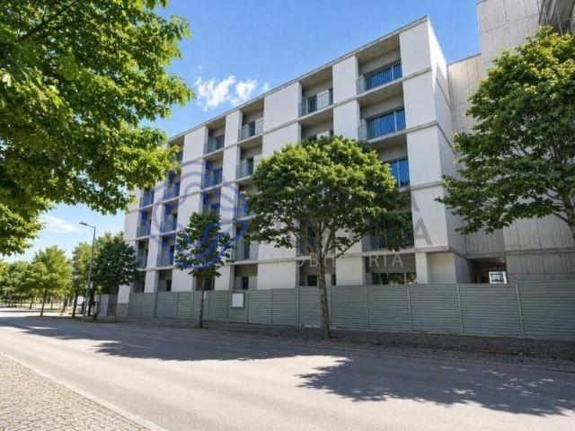 Apartamento venda em Porto