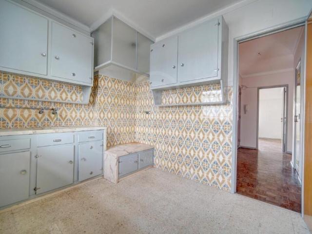 Apartamento venda em Santiago Dos Velhos, Lisboa