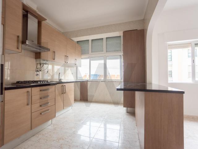 Apartamento venda em Verderena, Setúbal