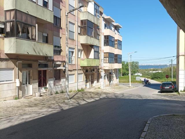 Apartamento venda em Lavradio, Setúbal