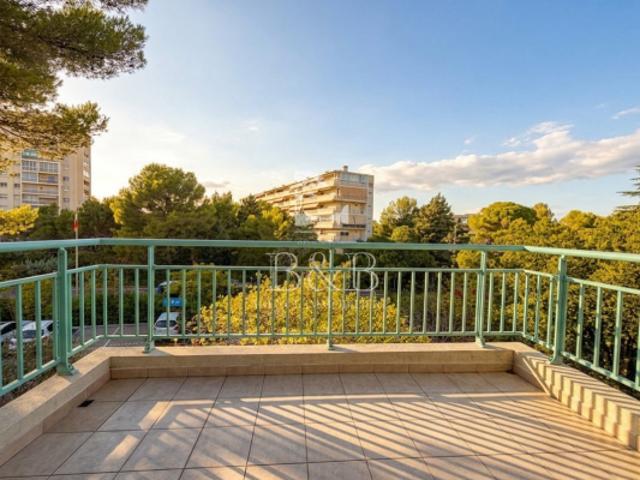 Appartement vente à Arrondissement de Draguignan, Saint-raphaël