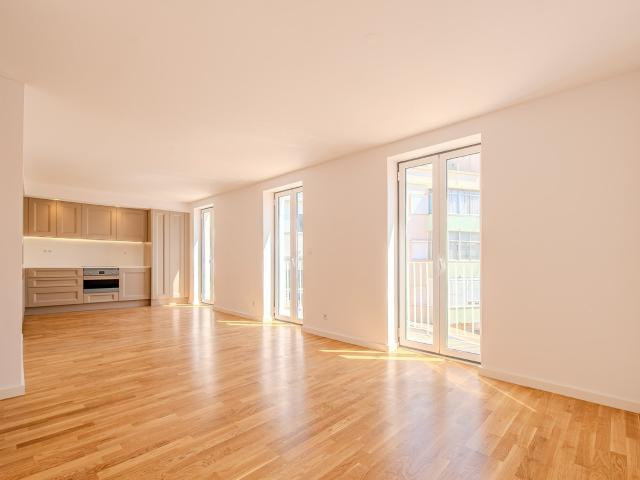 Apartamento venda em Bairro do Rego, Lisboa