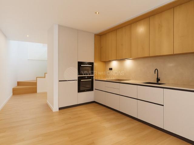 Apartamento venda em Almada, Setúbal