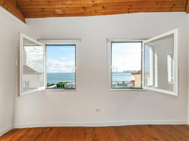 Apartamento alugar em Santa Maria Maior, Lisboa