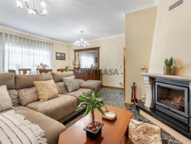 Casa venda em Arcozelo, Vila Nova de Gaia