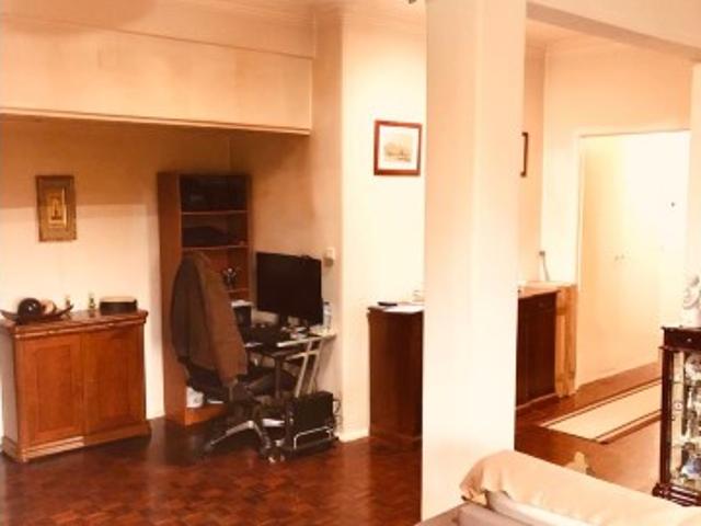Apartamento alugar em Bairro de Santa Cruz de Benfica, Lisboa