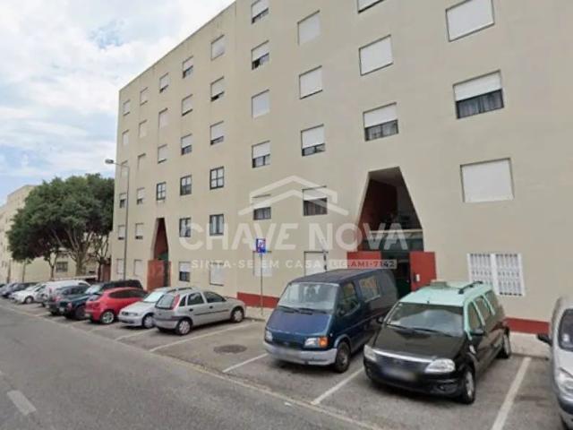 Apartamento venda em Bairro da Flamenga, Lisboa