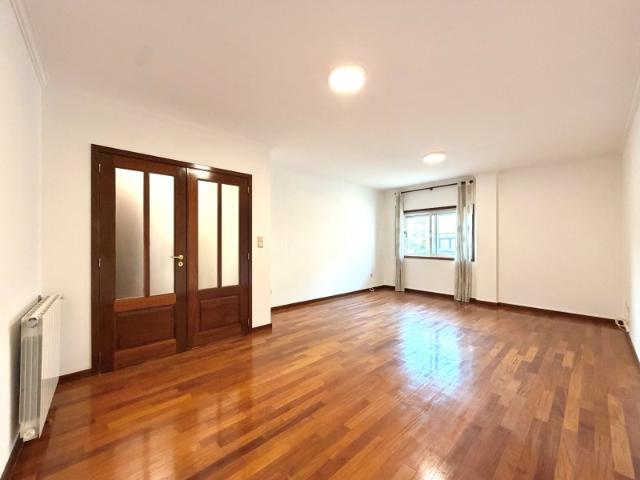 Apartamento alugar em Vila Nova De Gaia, Porto