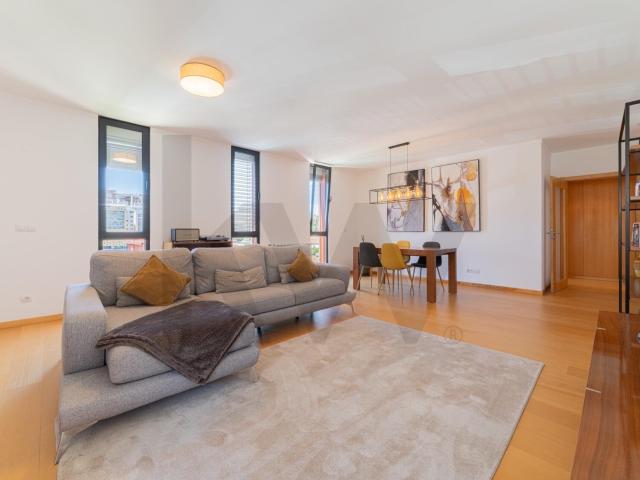 Apartamento venda em Oeiras, Lisboa