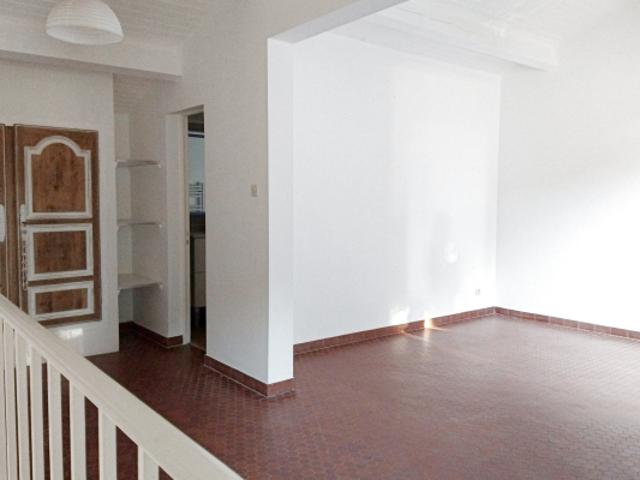 Appartement vente à Arrondissement de Toulon, Hyères